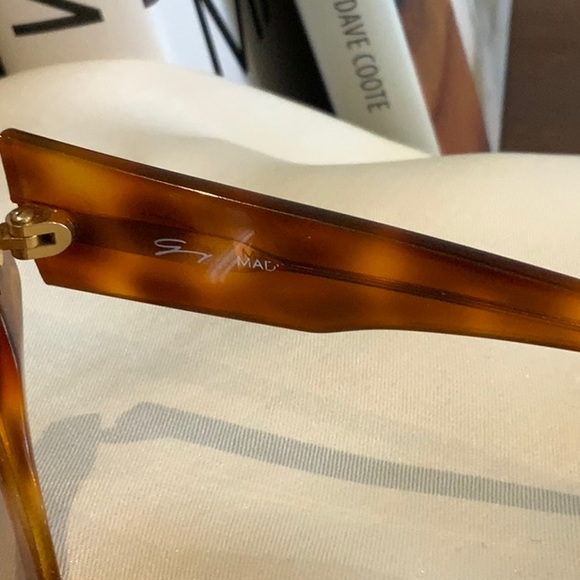 Vintage Genny tortoise shell sunglasses - Picture 6 of 12